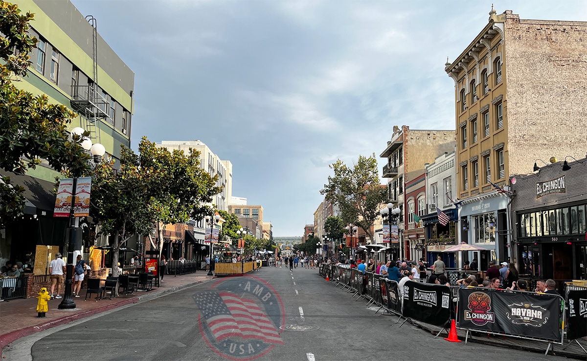 Bars et restaurants lors d'un soir de match dans le quartier de Gaslamp